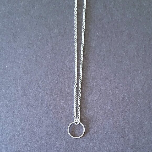 CIRCLE Stainless Steel Charm Chain Necklace 18" Minimalist 14mm round - Picture 15 of 16
